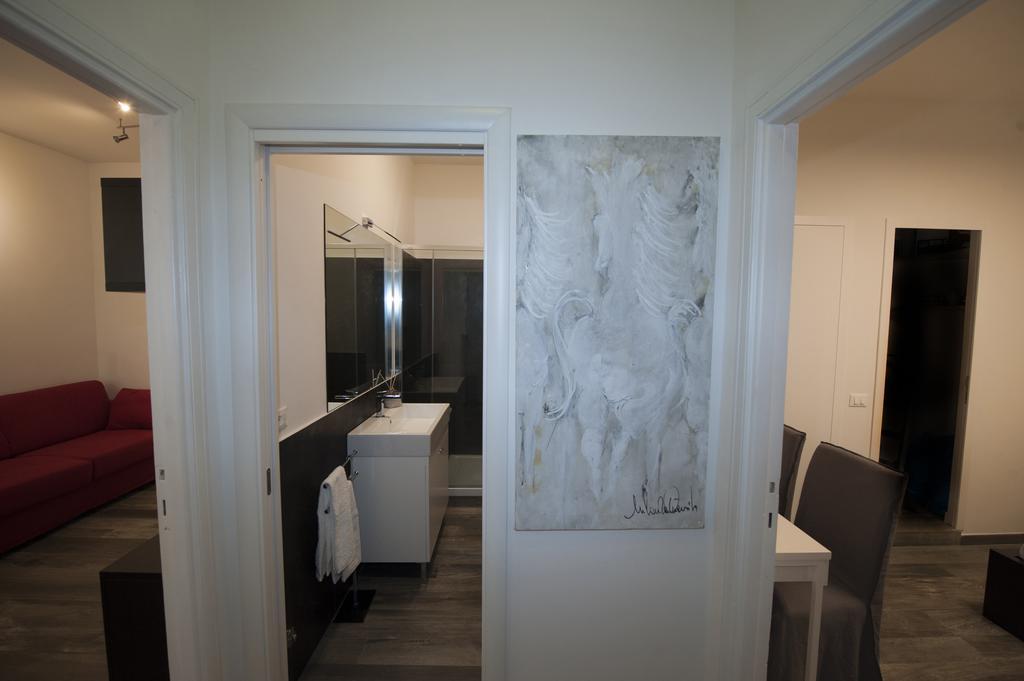 Porta Latina Suite - Private Apartment Rome'S Center Buitenkant foto